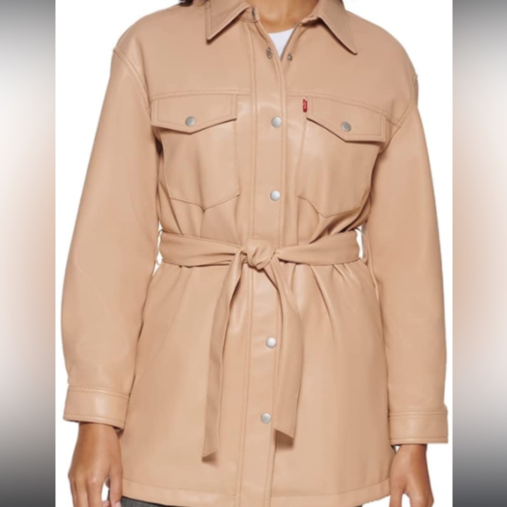 Levi’s belted shirt/jacket NWT